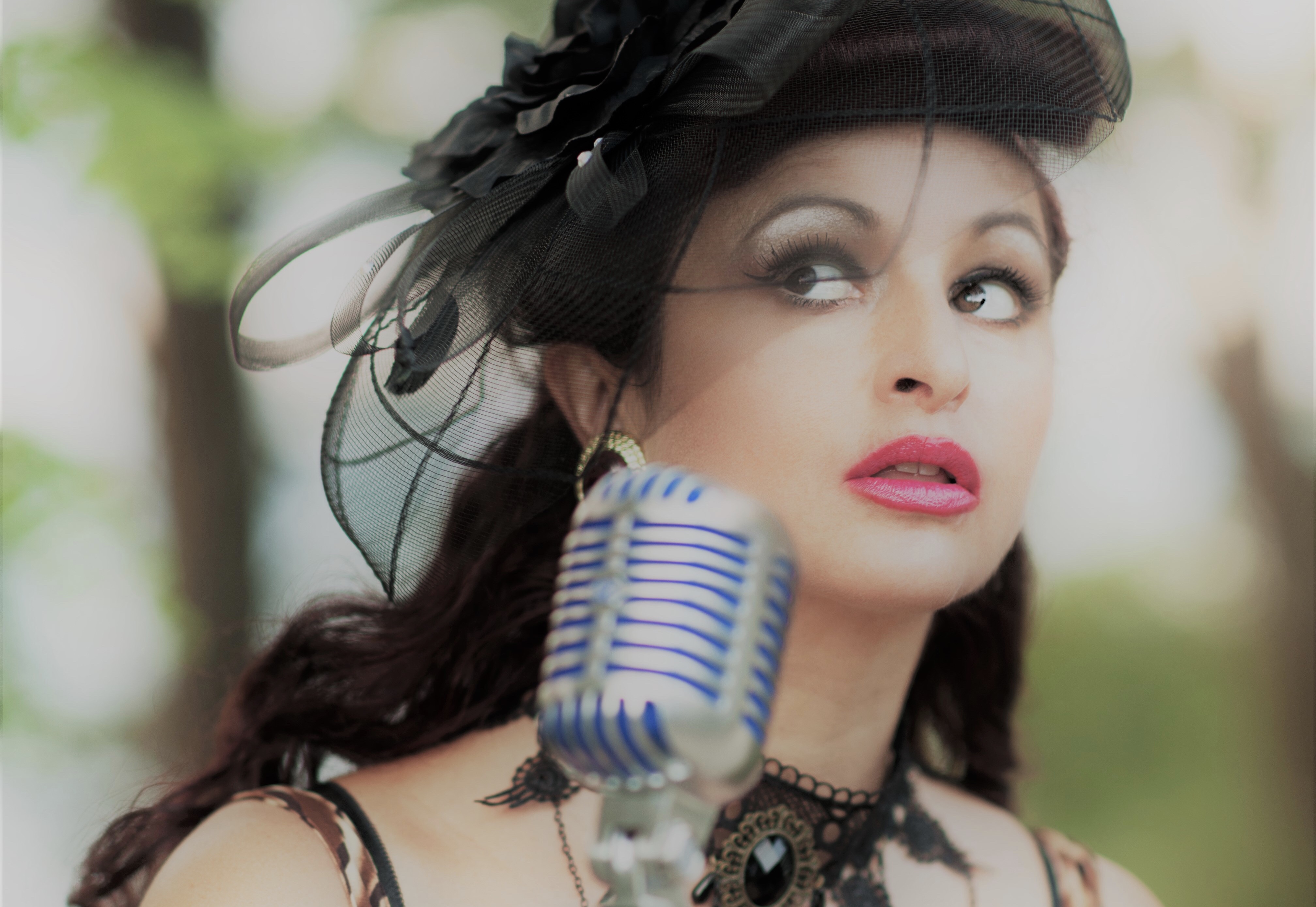 Annette Roche Singer Lili Roche, PinUp singer – PUL&P